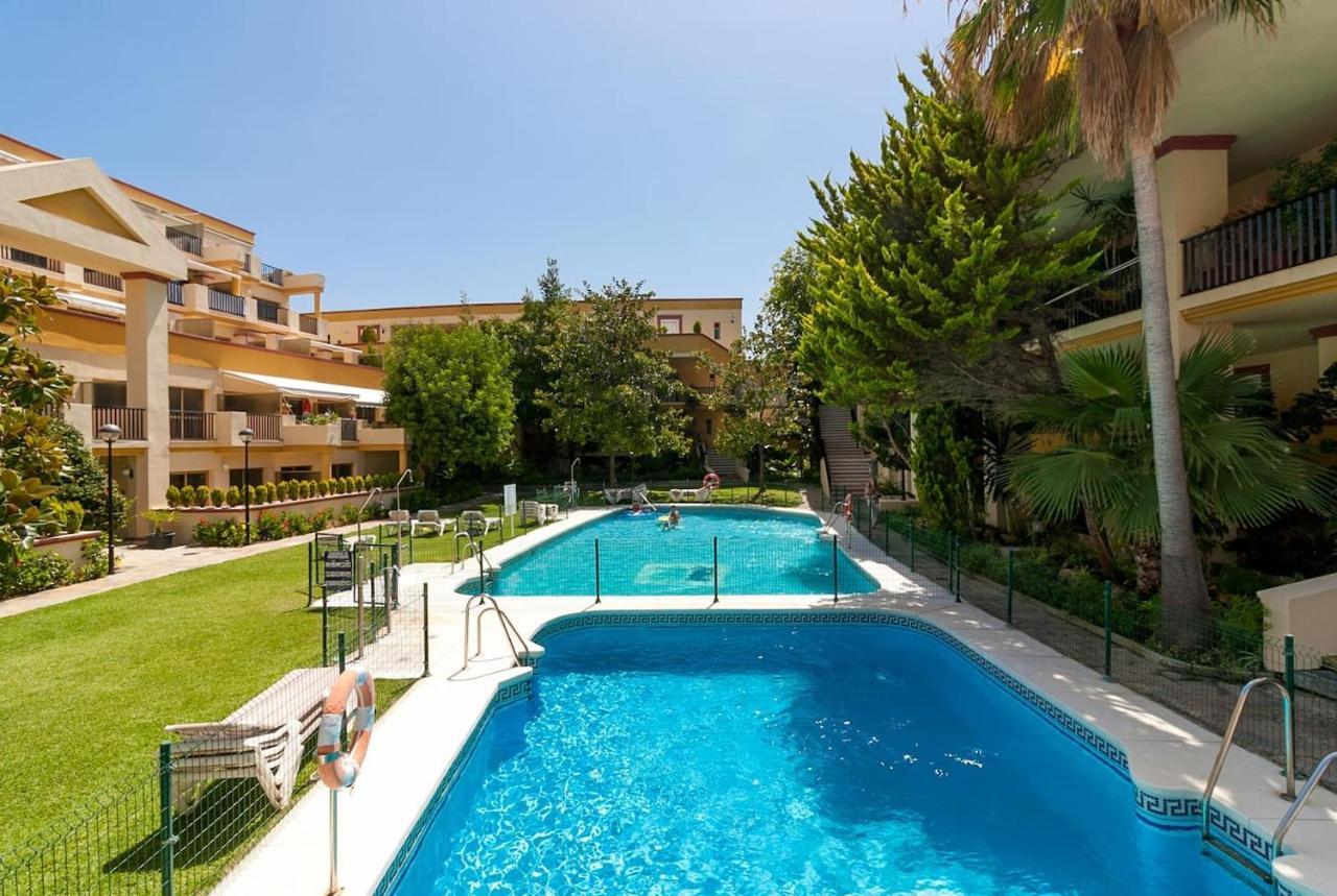 Oleholidays 443 Romana Playa Vistas Al Mar Марбеля Екстериор снимка